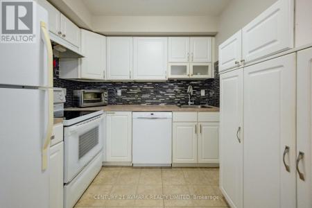 78 ROEHAMPTON AVENUE, St. Catharines (carlton/bunting), Ontario L2M 7W9, Canada