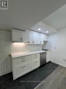 1570 BEAVERBROOK AVENUE, London North (north M), Ontario N6H 5T6, Canadá