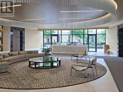 99 THE DONWAY WEST, Toronto (banbury-don Mills), Ontario M3C 0N8, Canadá