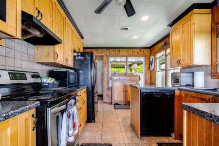 959-961 WATERS BEACH DRIVE, Colchester, オンタリオ N0R 1G0, カナダ
