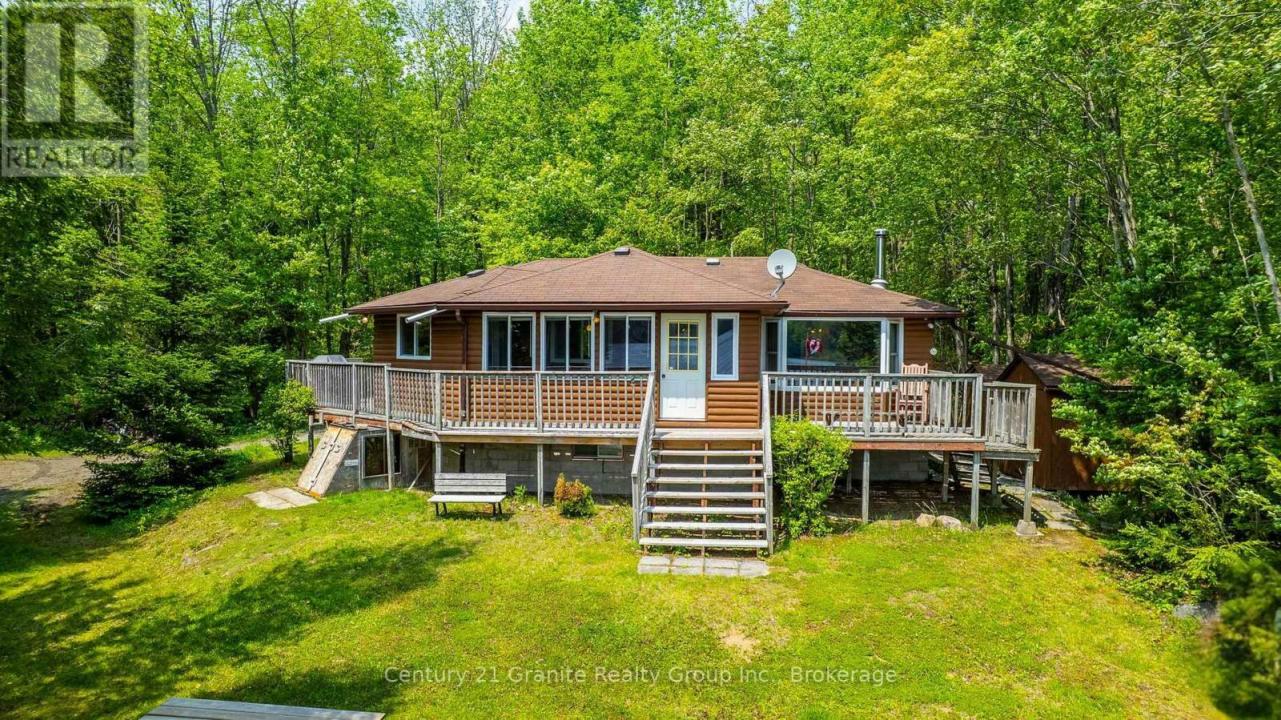 1147 COMFORT DRIVE, Highlands East (glamorgan), Ontario K0M 1R0, Canada
