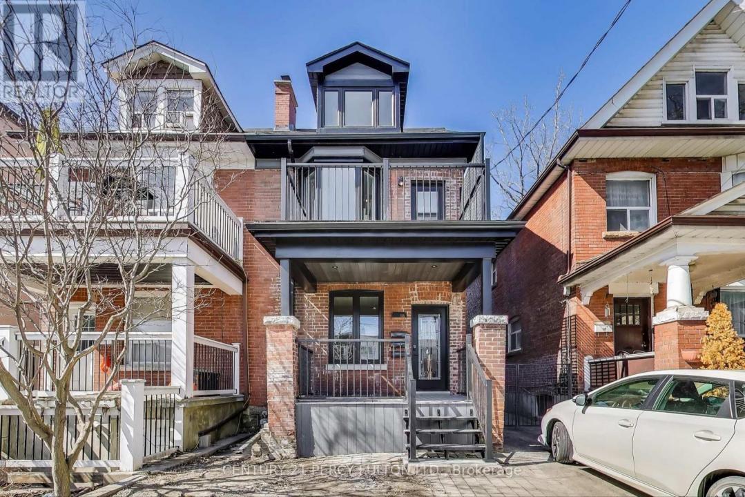 18 SPRINGHURST AVENUE, Toronto (south Parkdale), 安大略省 M6K 1A9, 加拿大