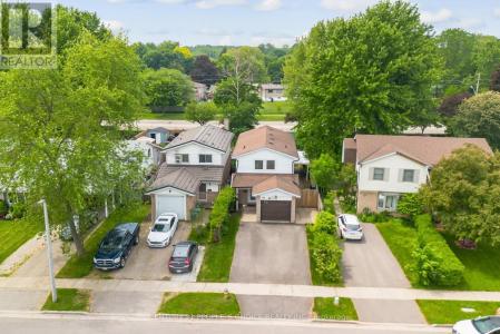 106 QUEENSDALE CRESCENT, Guelph (willow West/sugarbush/west Acres), Ontario N1H 6W3, Canadá