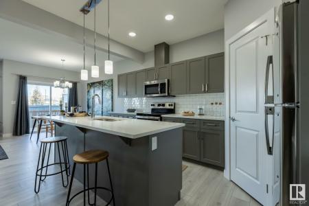 95 HILTON COVE, Spruce Grove, Alberta T7X 1Y4, Canadá