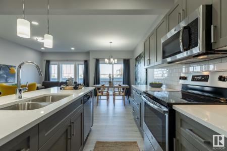 95 HILTON COVE, Spruce Grove, Alberta T7X 1Y4, Canadá
