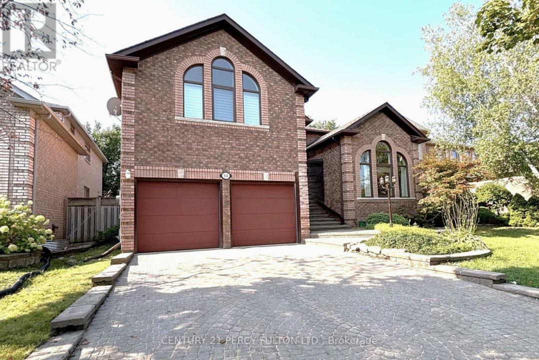 54 CITYVIEW CIRCLE, Barrie (holly), Ontario L4N 7V1, Canada