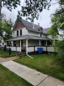 626 2ND STREET, Estevan, Saskatchewan S4A 0K9, Canadá