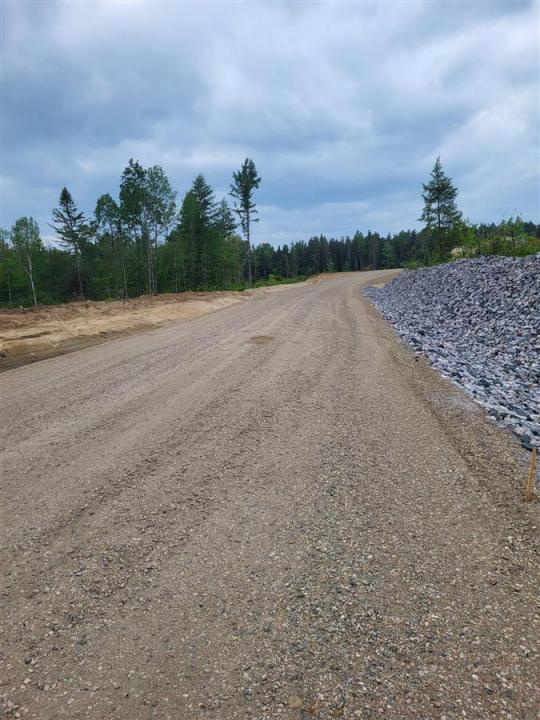 Boul. Des Ruisseaux, Mont-Laurier, Quebec J9L 0H6, Canada