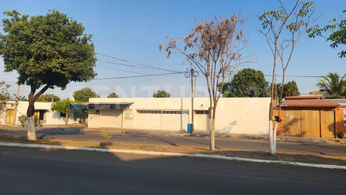Av. Marciano Cabrera 300,, Tecoman, Colima 28110, Mexico