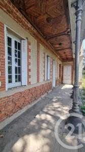 Moulins, Alvernia 03000, Francia