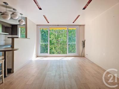 Sceaux, Île-de-France 92330, アキタン