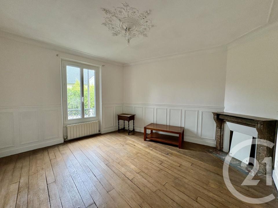 Suresnes, Île-de-France 92150, Francia