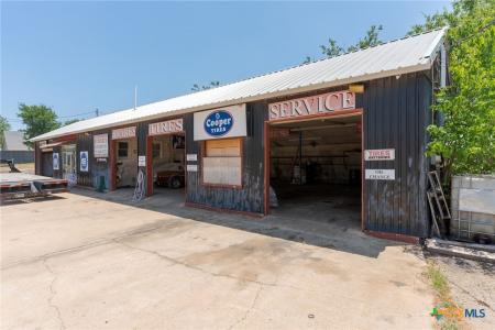 212 E Main Street, Gatesville, Texas 76528, USA