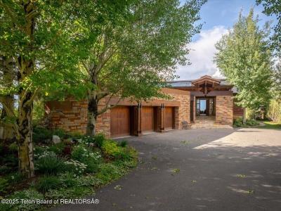 1987 N SPIRIT DANCE Road, Jackson, Wyoming 83001