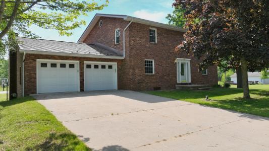 12148 N Elms, Clio, Michigan 48420, USA