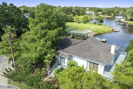 420 N Caribe Place, Gulfport, 密西西比州 39507, 美国