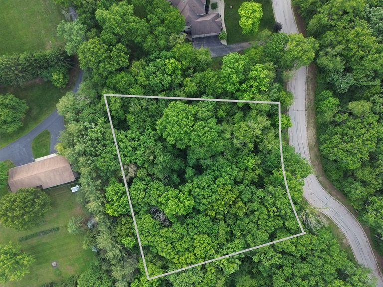 7407 Forest Oak Drive, Mchenry, Illinois 60050, États-Unis