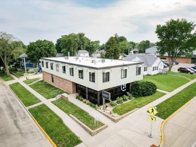 805 W Bremer Avenue, Waverly, Iowa 50677, USA