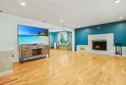 161 Bush Hill Rd , Hudson, マサチューセッツ 03051, アメリカ合衆国