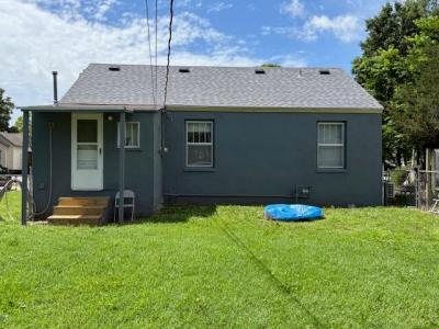 317 West Pleasant Street, Aurora, Missouri 65605, États-Unis