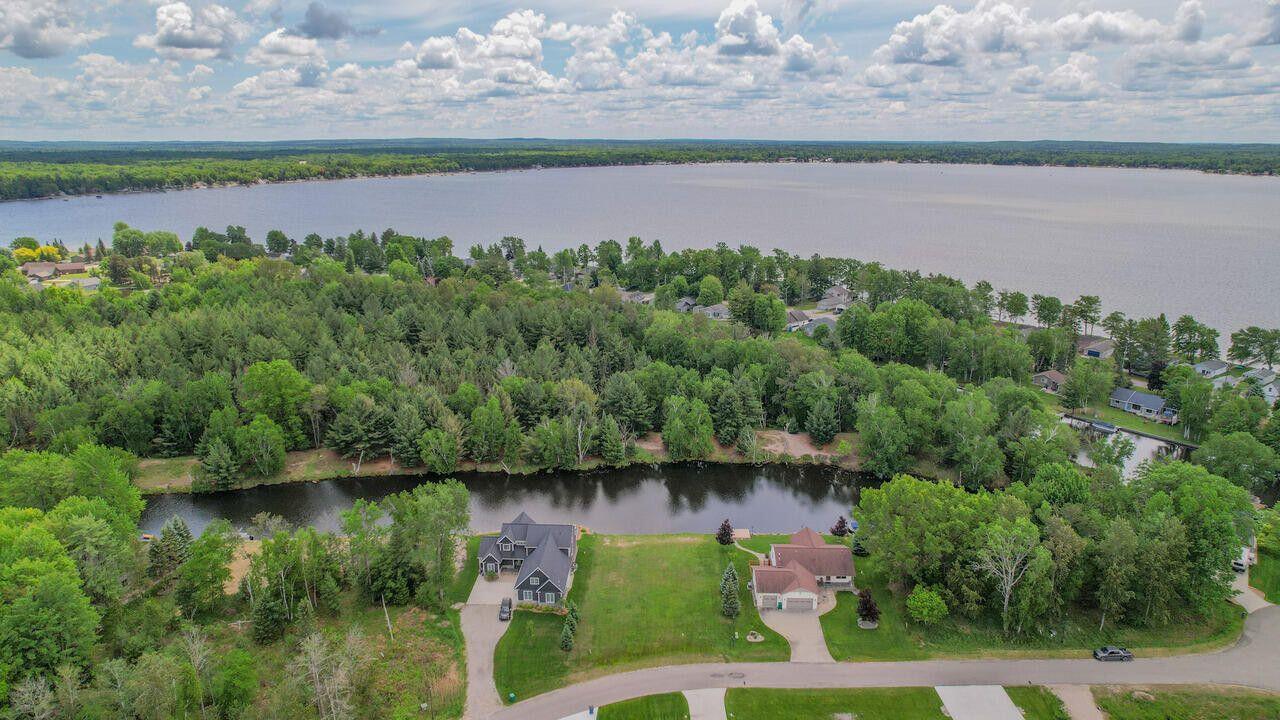 107 No Wake Court, Houghton Lake, Michigan 48629, Estados Unidos