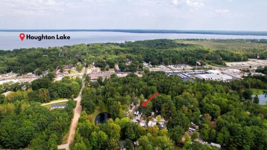 2757 Owens Unit 58 & 59 Drive, Houghton Lake, Michigan 48629, Amerika Birleşik Devletleri