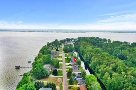 944 Long Point Drive, Houghton Lake, Michigan 48629, Amerika Birleşik Devletleri