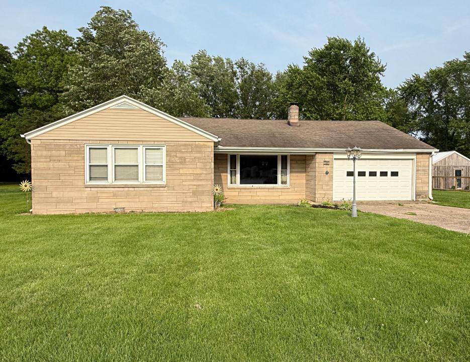 759 S Odon Street, Elnora, Indiana 47529, USA