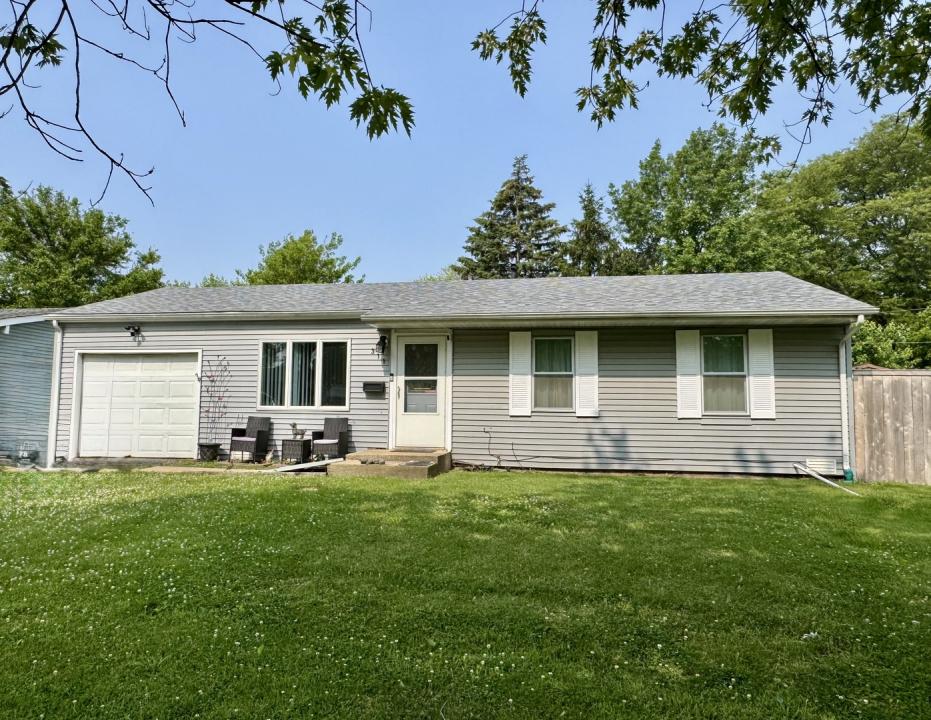 311 Edinburgh Drive, Lockport, Illinois 60441