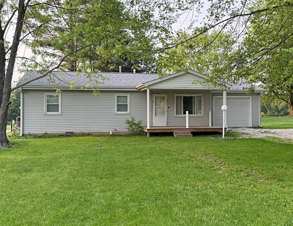 209 Acton Street, Loogootee, Indiana 47553, Estados Unidos