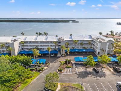 615 Dream Island Road #210, Longboat Key, Florida 34228, USA