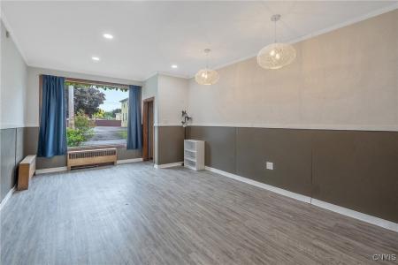 174 1/2 E 7th Street, Oswego, Нью-Йорк 13126, Соединенные Штаты
