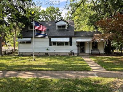 31784 Florence St, Garden City, Michigan 48135, USA
