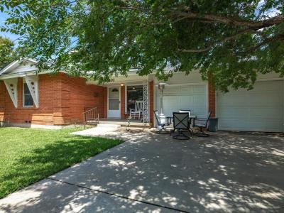 301 Redbud, Ferris, טקסס 75125, ארצות הברית של אמריקה