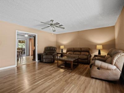 301 Redbud, Ferris, טקסס 75125, ארצות הברית של אמריקה