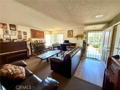 24859 Rock Springs Trail, Moreno Valley, Californie 92557, États-Unis