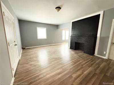 8438 Dexter Avenue, Detroit, Michigan 48206