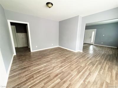 8438 Dexter Avenue, Detroit, Michigan 48206