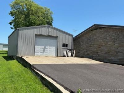 902 NE Rushwood Drive, Stigler, Oklahoma 74462