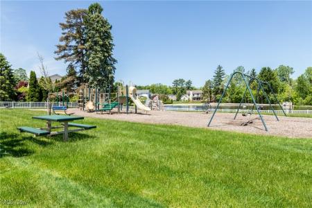 1300 Bridget Lane, Twinsburg, Ohio 44087, USA