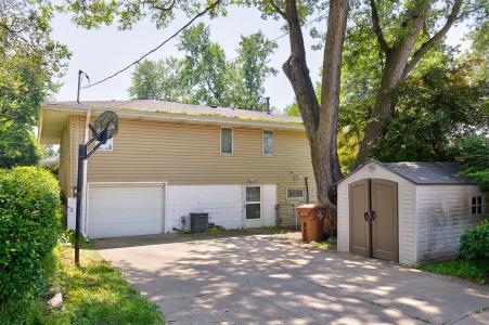 3922 73rd Street, Urbandale, Iowa 50322, USA