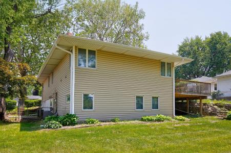 3922 73rd Street, Urbandale, Iowa 50322, USA