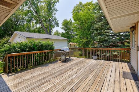 3922 73rd Street, Urbandale, Iowa 50322, USA