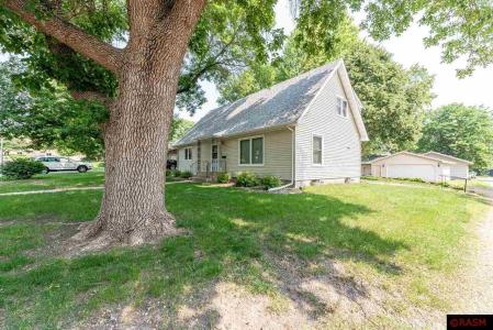 419 W Jackson Street, St. Peter, Minnesota 56082