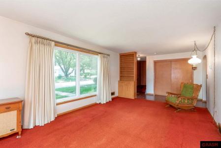 419 W Jackson Street, St. Peter, Minnesota 56082