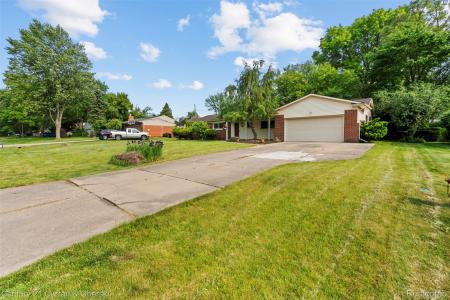 32311 Farmersville Road, Farmington Hills, ミシガン 48334, アメリカ合衆国