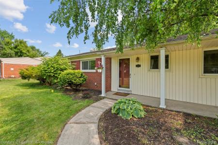 32311 Farmersville Road, Farmington Hills, ミシガン 48334, アメリカ合衆国