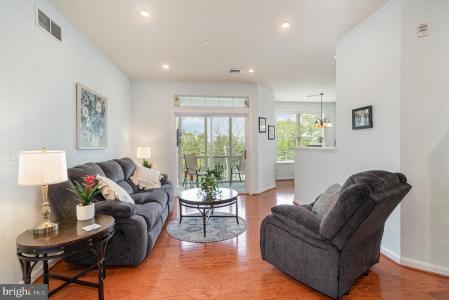 1010 Crest Way #403, YORK, Пенсильвания 17403, Соединенные Штаты