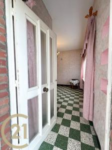 Avenue Minjean 49a, Tournai, 7500, Belgique