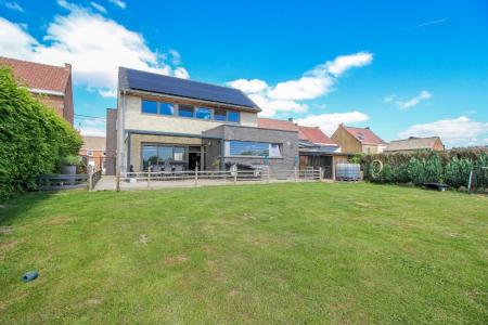 Kerkhove 50A, Bievene, Belgium